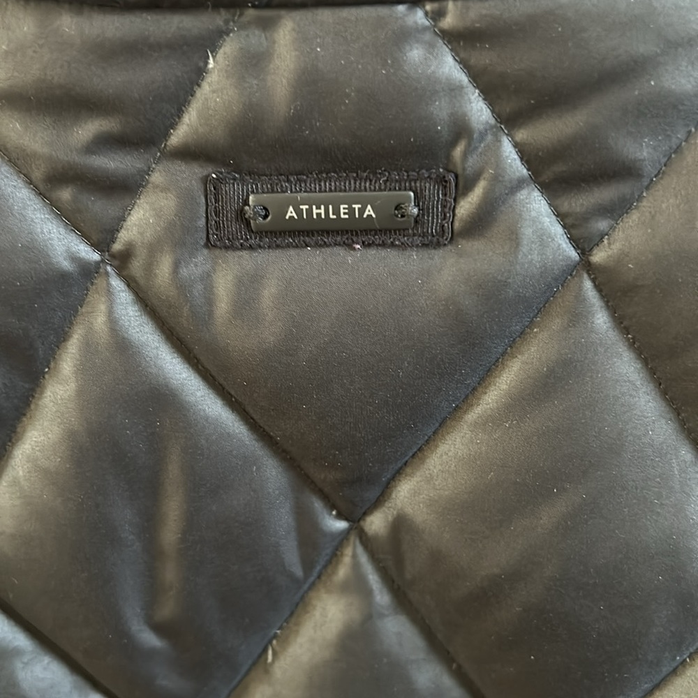Athleta Lightweight Puffer Jacket - image 6